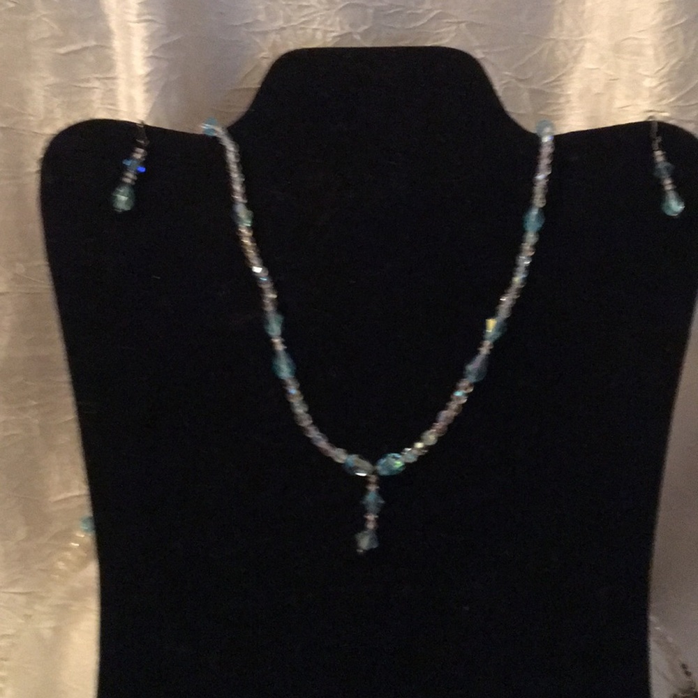 Necklace  and earring set